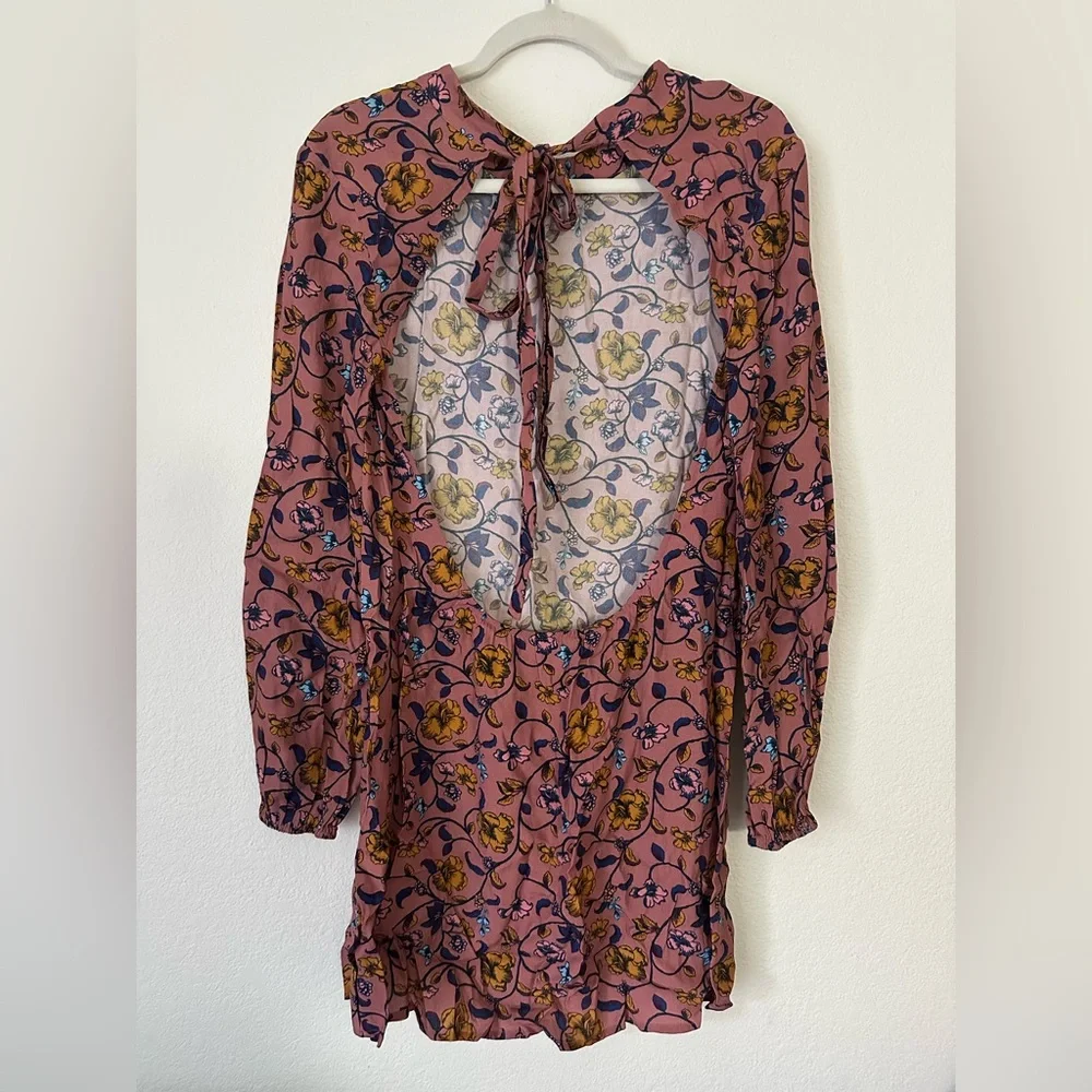 For Love & Lemons Mauve Floral Dress Open Back Size Medium - Picture 4 of 7
